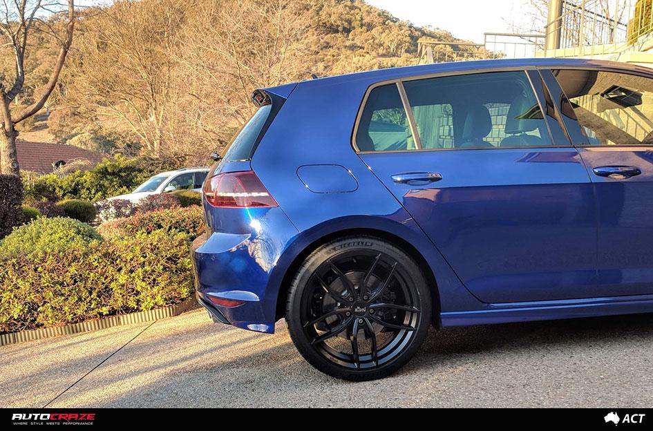 VOLKSWAGEN GOLF EFS3 MATTE BLACK